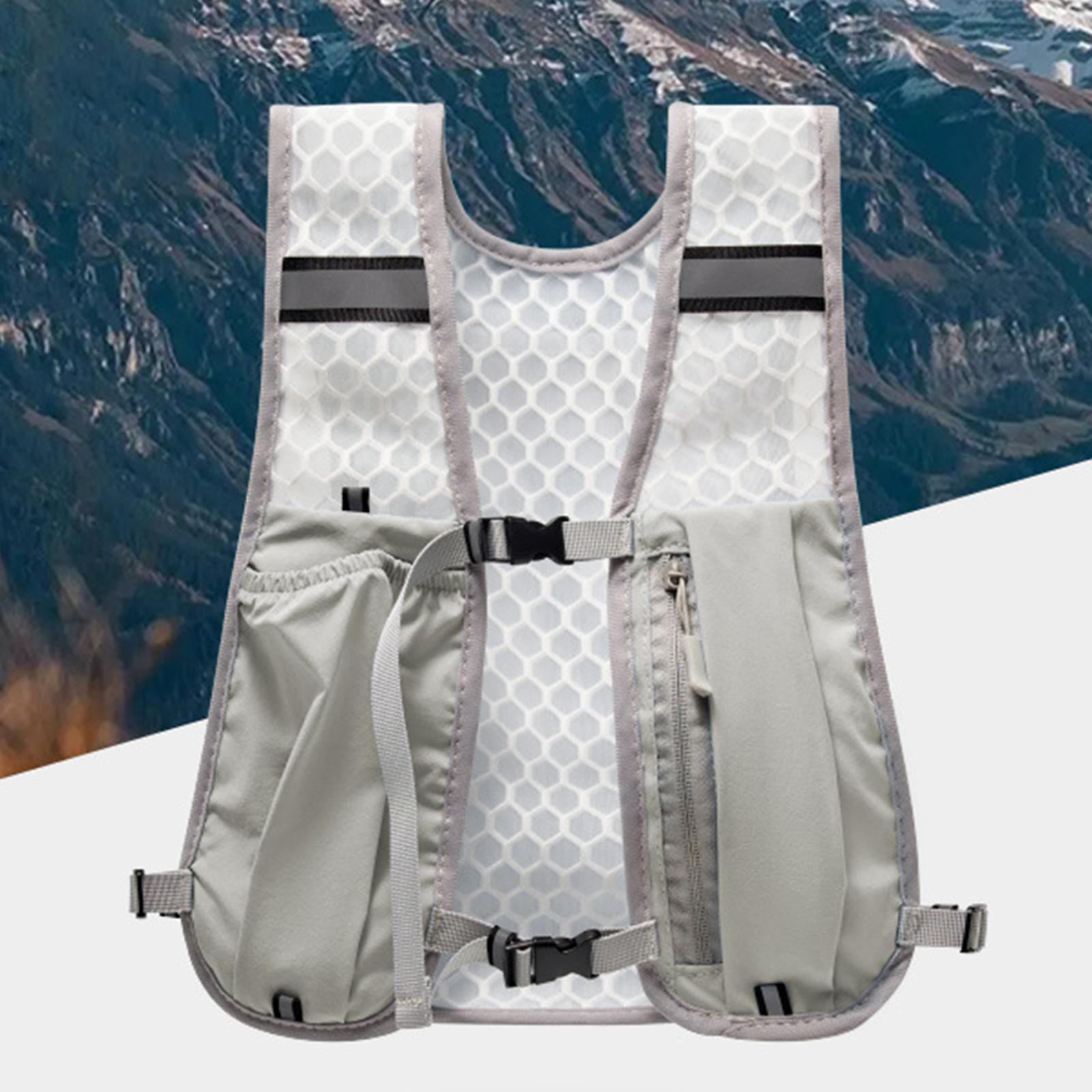 Running Gear Hydration - กระเป๋าเป้สะพายหลังแบบสะท้อนแสงพร้อมช่องใส่ขวดน้ำ ระบายอากาศได้ดี เหมาะสำหรับการตั้งแคมป์ วิ่งเทรล และเดินป่า
