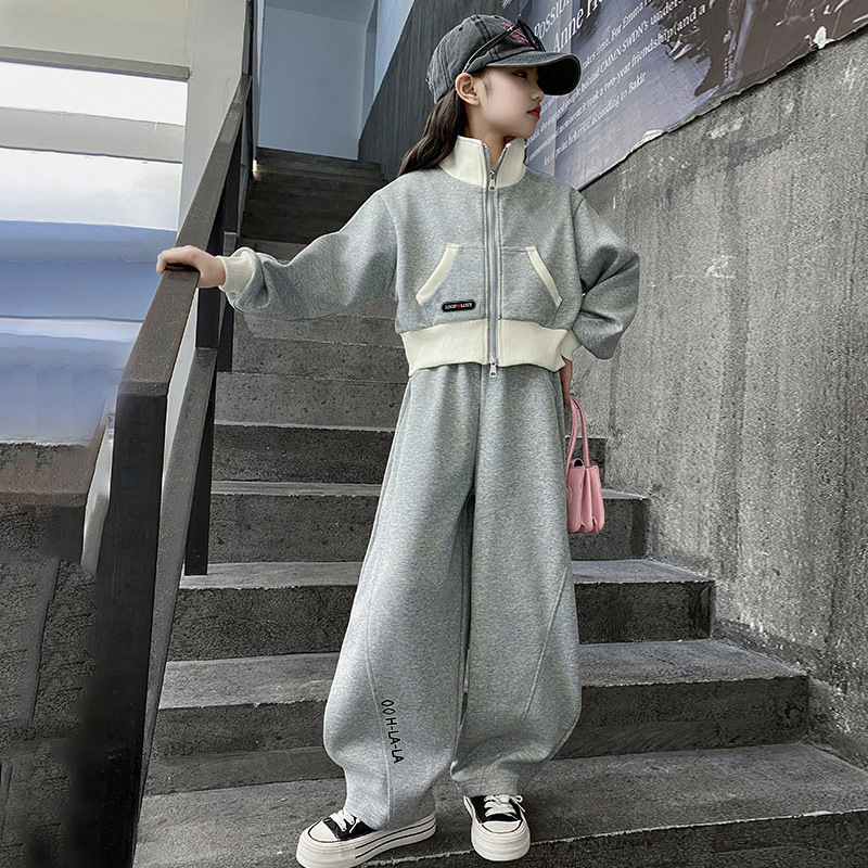 ชุดกีฬาเด็กผู้หญิงสำหรับฤดูใบไ - Running Gear Kids บทวิจารณ์และราคา