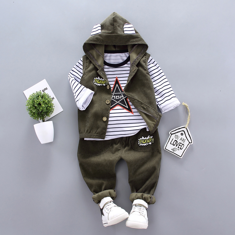 เสื้อกั๊กมีฮู้ดลำลองเด็กผู้ชาย - Running Gear Kids บทวิจารณ์และราคา
