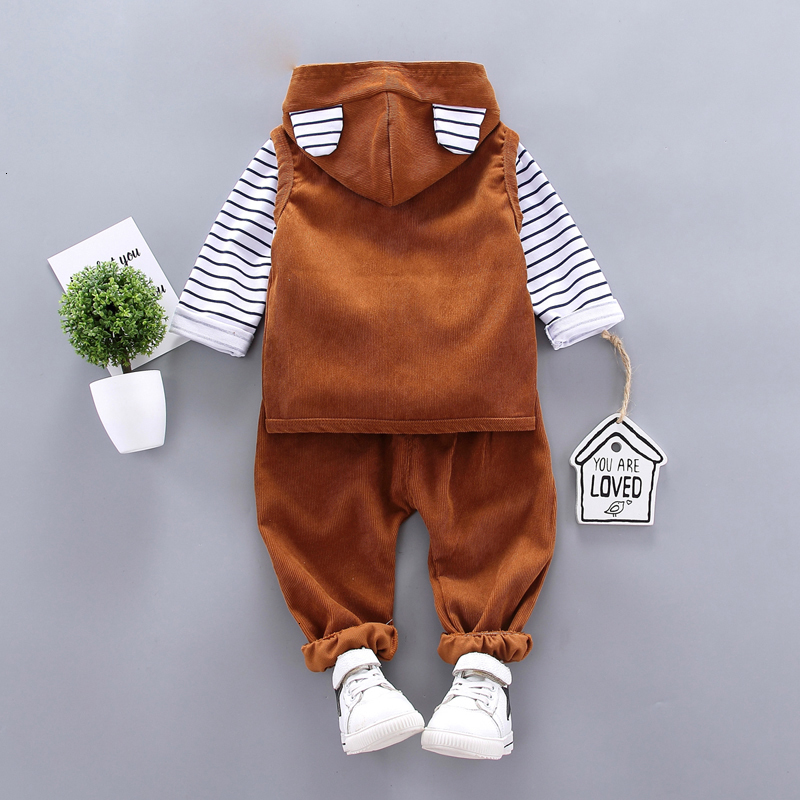 เสื้อกั๊กมีฮู้ดลำลองเด็กผู้ชาย - Running Gear Kids บทวิจารณ์และราคา